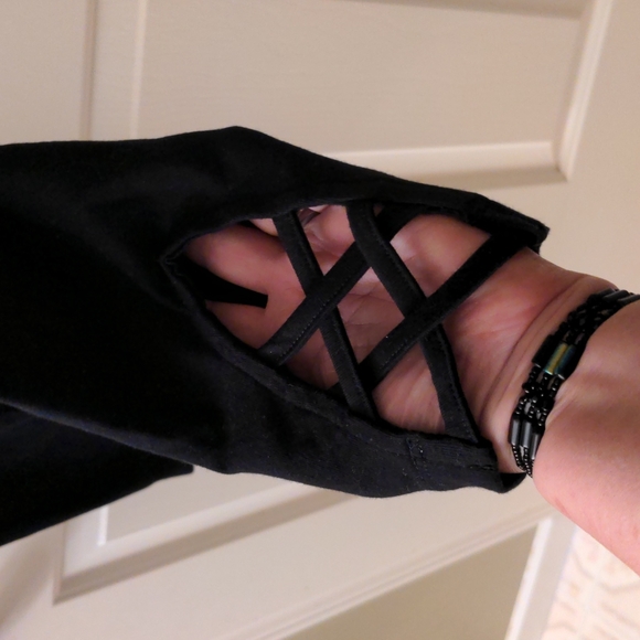 ❤️ OLD NAVY Black Leggings Large - Picture 3 of 7